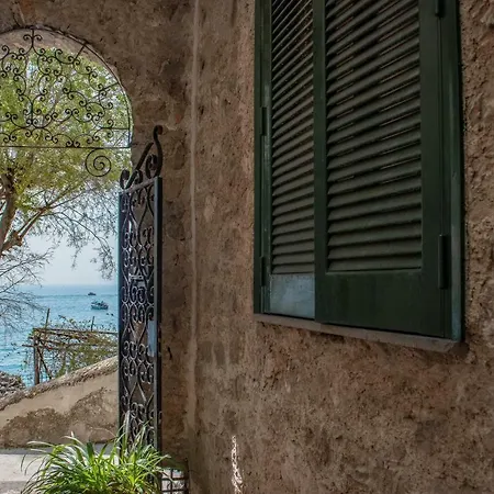Sea Nest Apartment